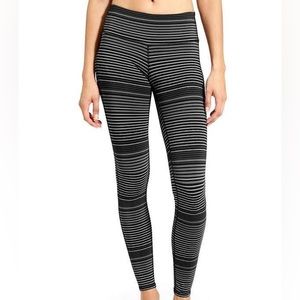 Athleta Colorblock Chaturanga Tight Grey/Black